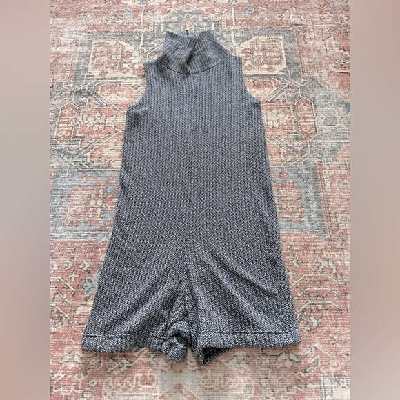 3 for $15 ZARA Gray Knit Jumpsuit/Size Small - Picture 1 of 7